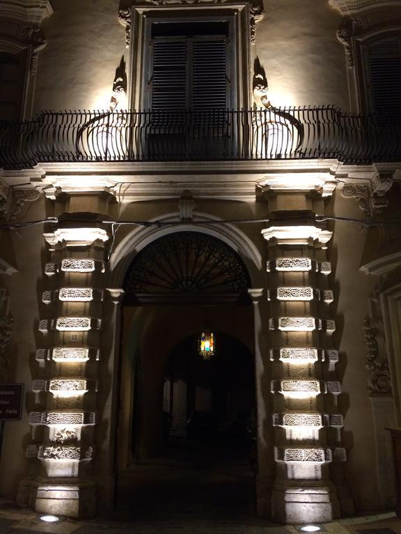 Ferienwohnung Pepe Concetta E La Movida Noto Exterior foto