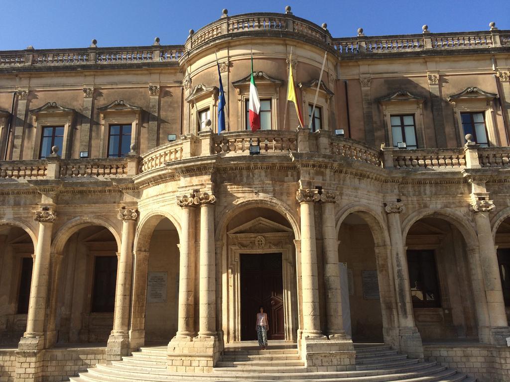 Ferienwohnung Pepe Concetta E La Movida Noto Exterior foto
